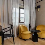 Experior Boutique - Destigo