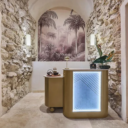 Experior Boutique - Destigo 5*