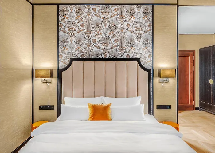 Experior Boutique - Destigo